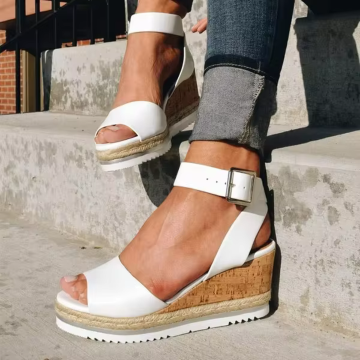 Cassandra | Wedge Sandalen