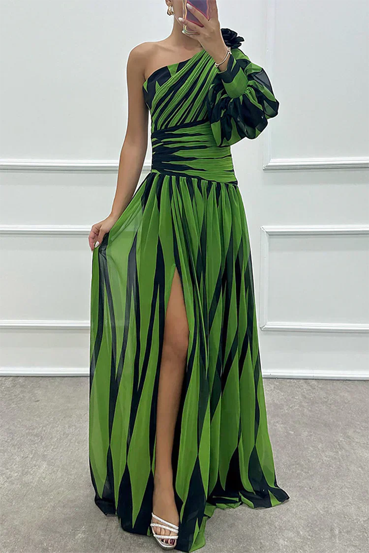 Shiloh - Elegante Gestreepte Maxi-jurk met Eén Schouder