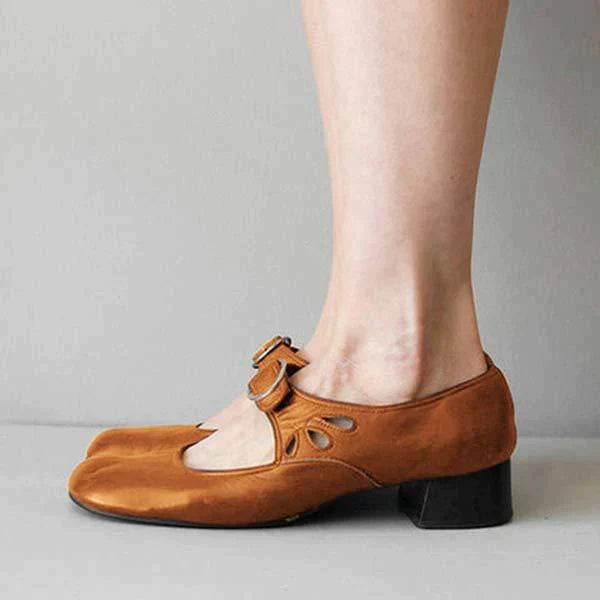 Emma™ - Klassieke Sandalen met Leren Hak