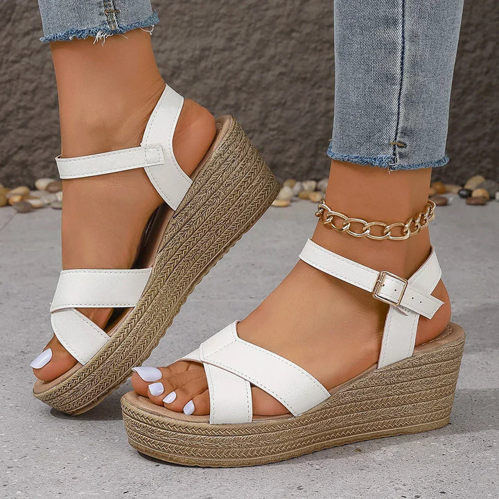 Daphnie | Wedge Sandalen