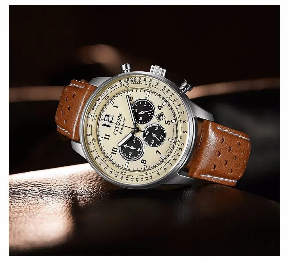 Stijlvol Horloge met Strakke Wijzerplaat